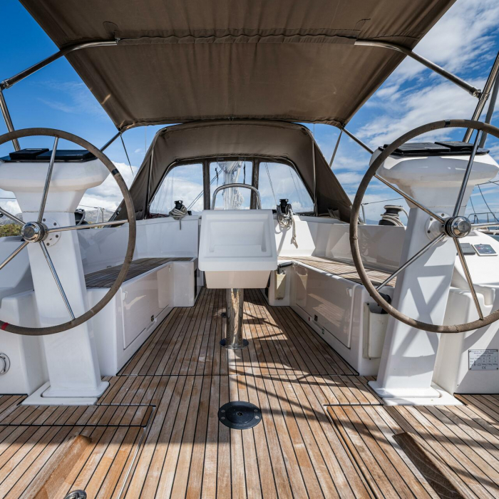 Trata | Bavaria C38 photo 8