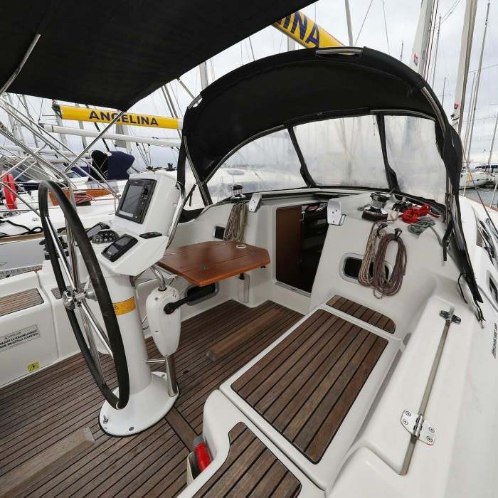 Caprice | Oceanis 34 photo 3