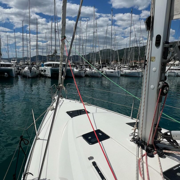 Enja | Bavaria Cruiser 41 photo 13