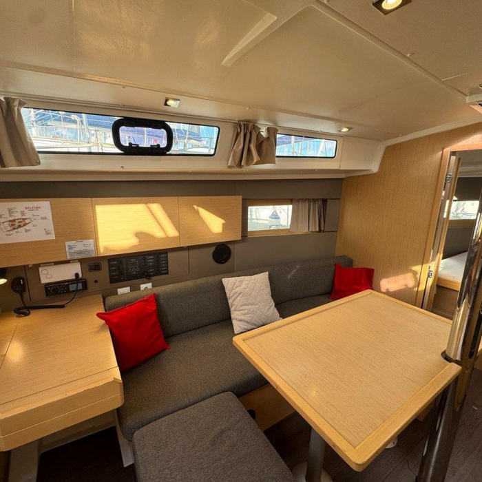 Delfino | Oceanis 38.1 photo 11