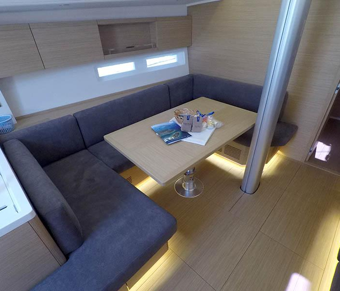 Sportski Vuk 44 | Grand Soleil 44 photo 21