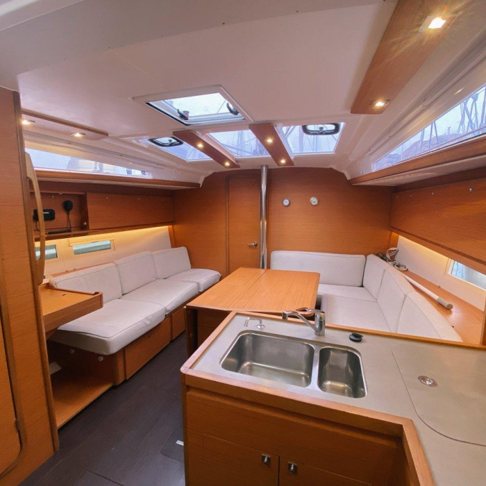 Jelo | Dufour 390 GL photo 5