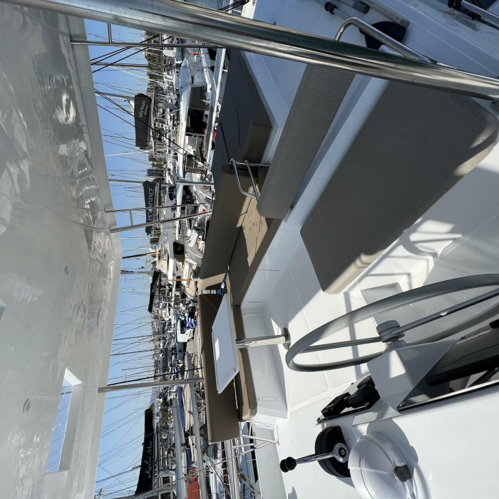 Star Velvet (A/C, Generator, Water Maker, dishwasher) | Bali 4.6 photo 11