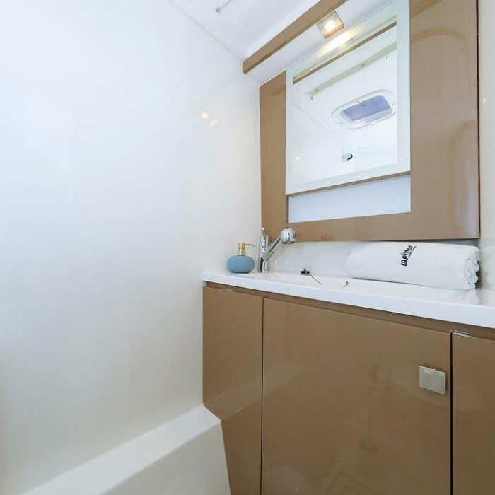 Marlie | Fountaine Pajot MY 37 photo 4