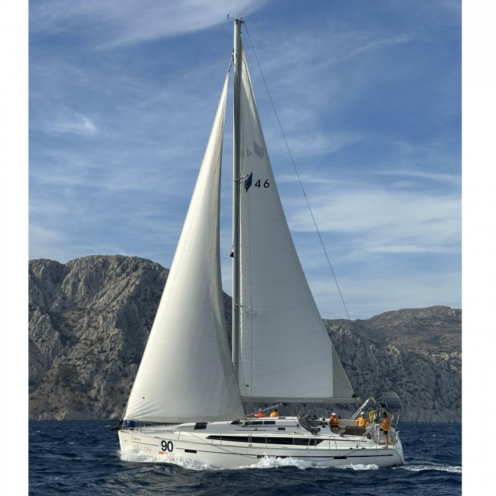 Classy | Bavaria Cruiser 46 photo 3