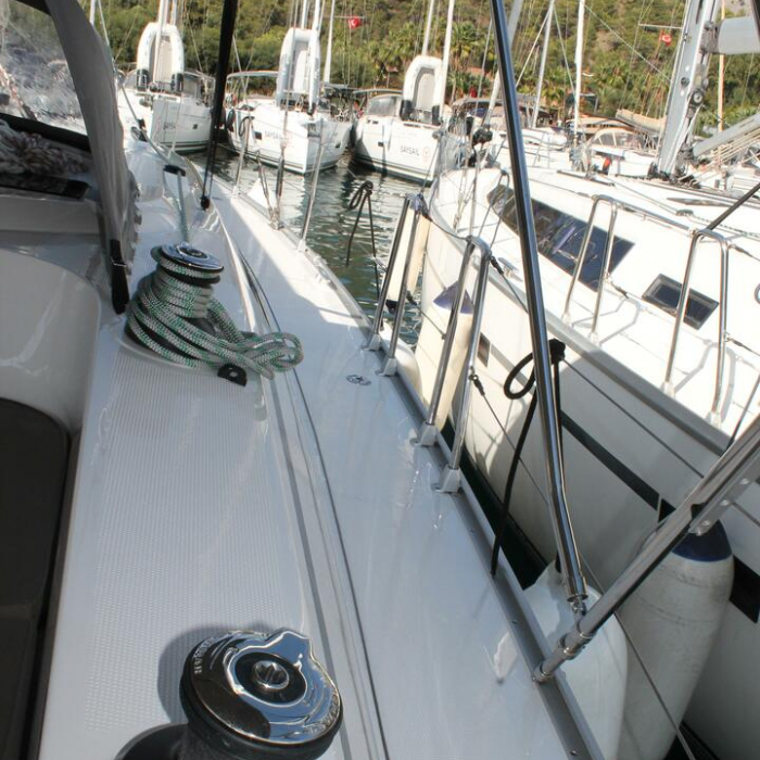 Coco | Bavaria Cruiser 46 photo 8