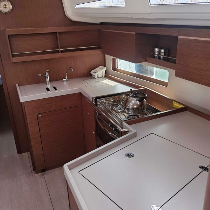Mayramoot | Oceanis 40.1 photo 11