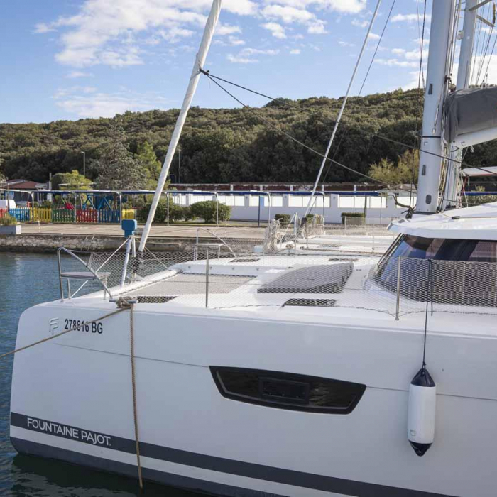 Follow the Sun | Fountaine Pajot Astrea 42 photo 22