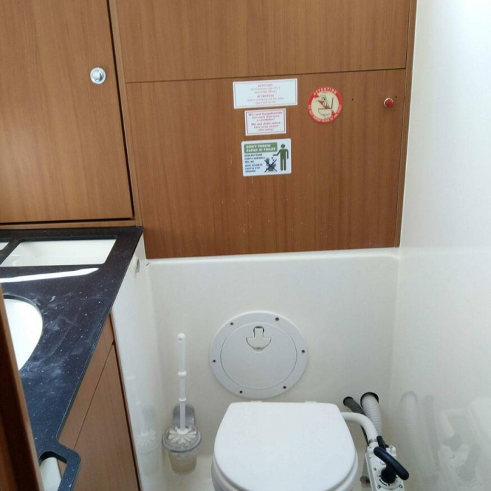 Esperos | Bavaria 45 Cruiser photo 10