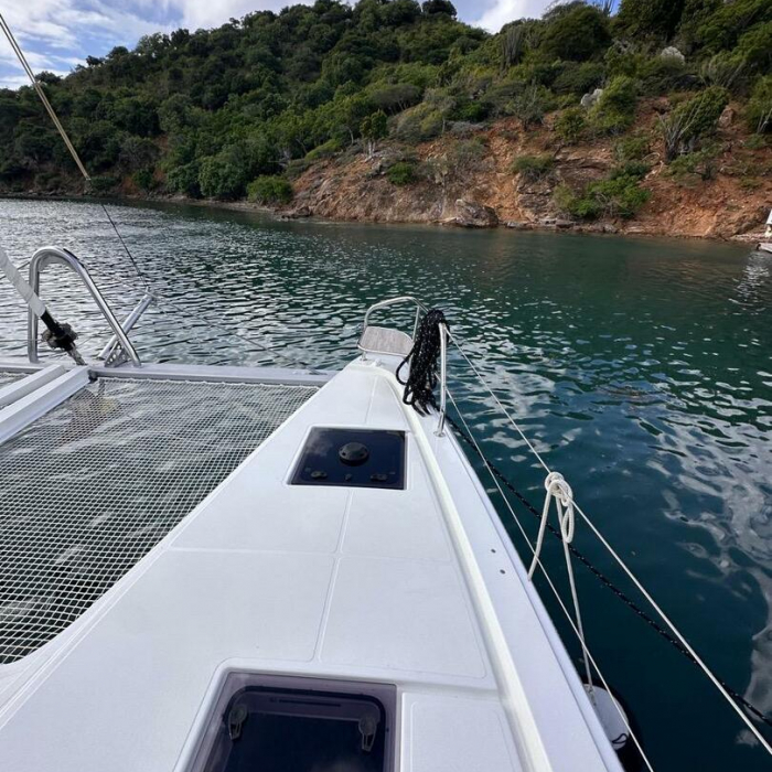 MAUI (GND) | Lagoon 55 photo 14