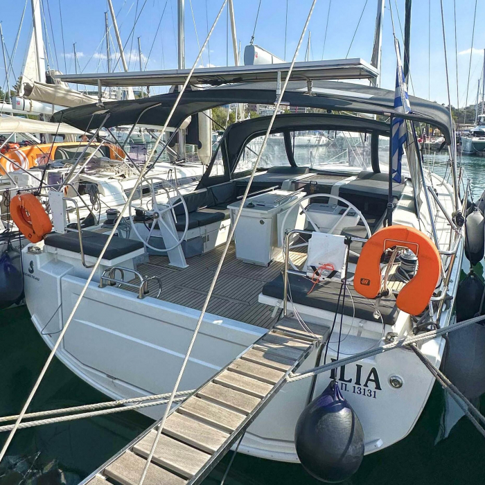 Class | Oceanis 46.1 photo 3