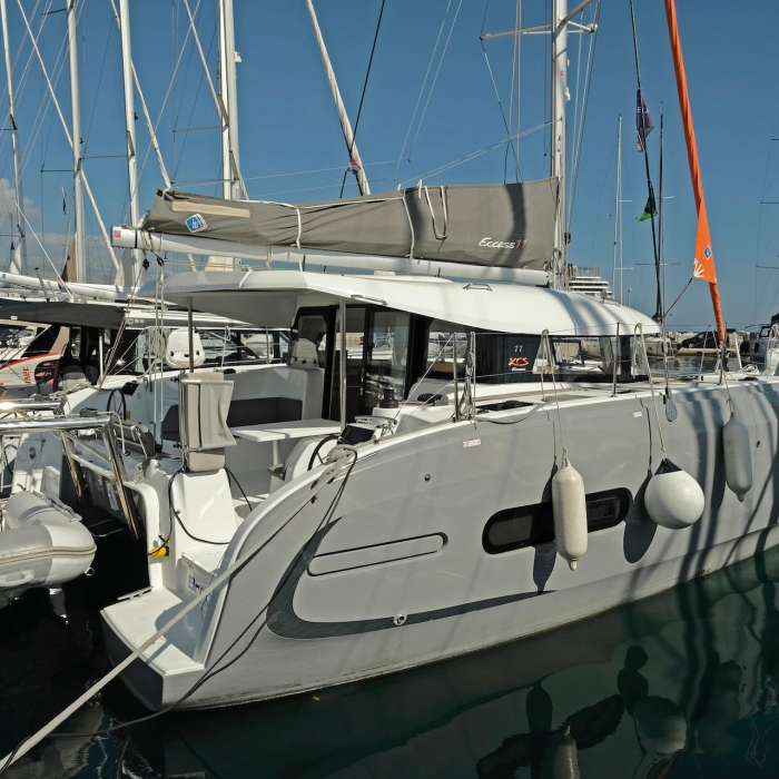 Bronze Kiss | Excess 11 photo 16