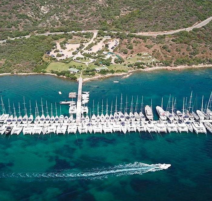 Isis | Lagoon 440 photo 24