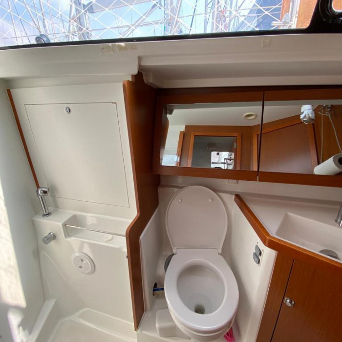 Tina | Oceanis 41 photo 25