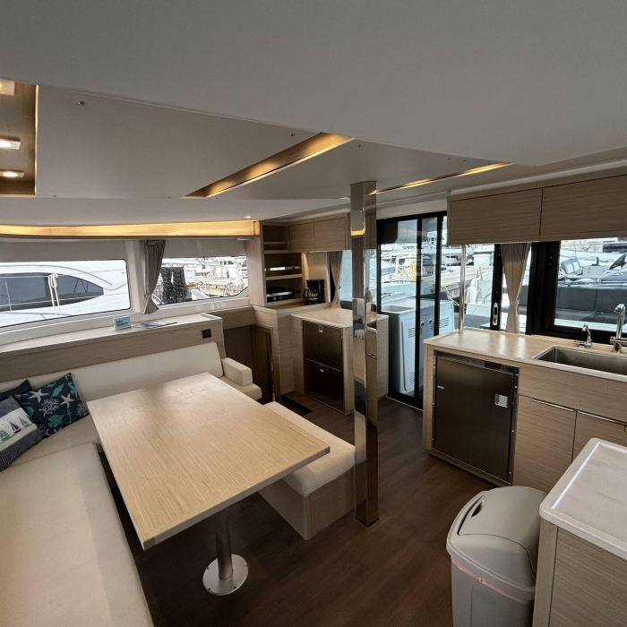 SUEÑOS | Lagoon 46 photo 12