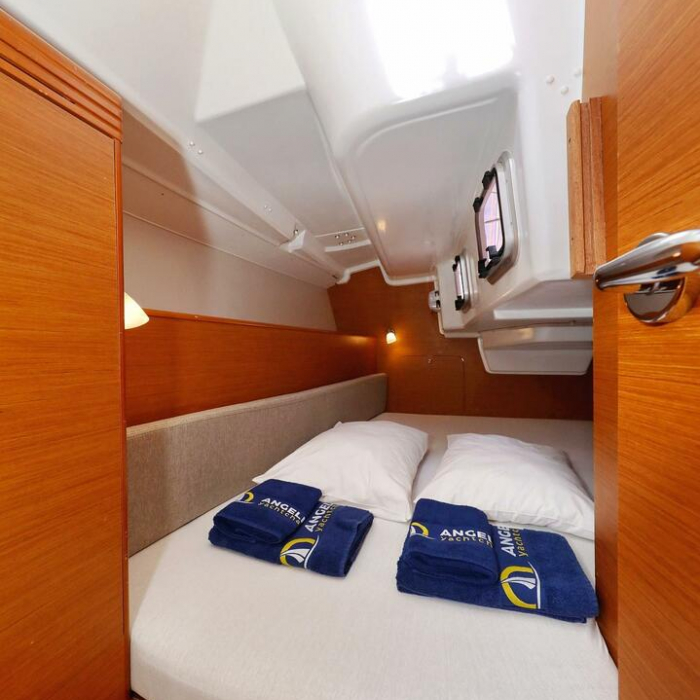 Cosma | Sun Odyssey 33i photo 4