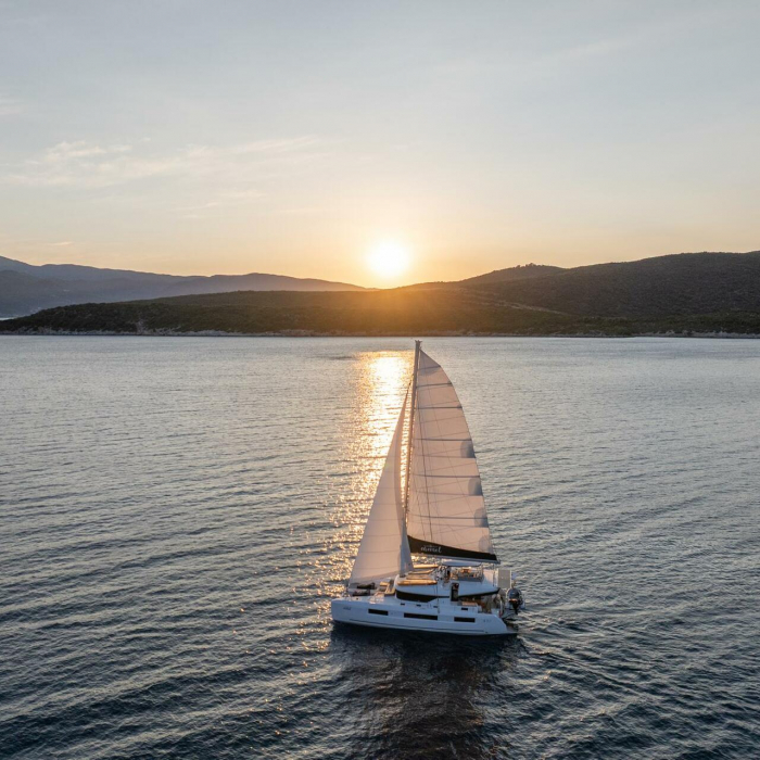 Aranel | Lagoon 51 photo 20