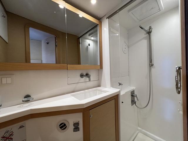 Mariano | Lagoon 450 Flybridge photo 9