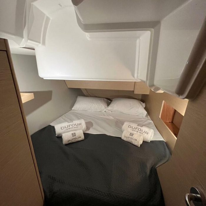 Alma | Dufour 37 photo 10