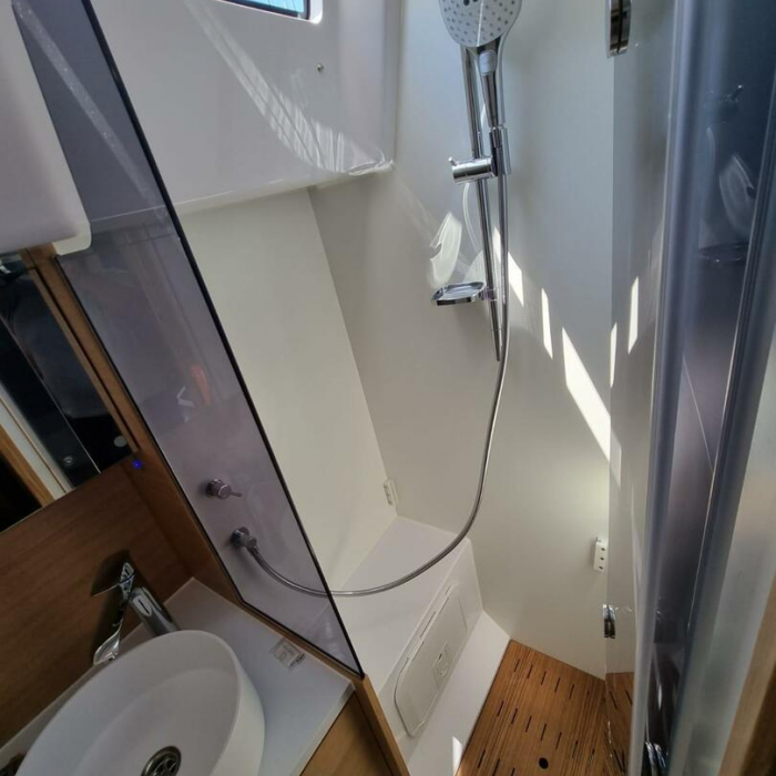 Contessa | Elan E6 photo 14