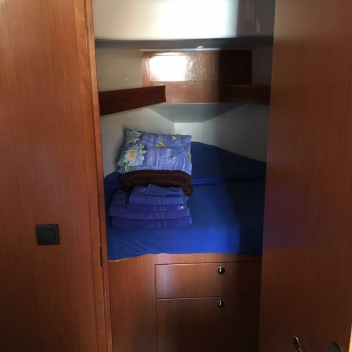 Nici | Bavaria Cruiser 32 photo 8