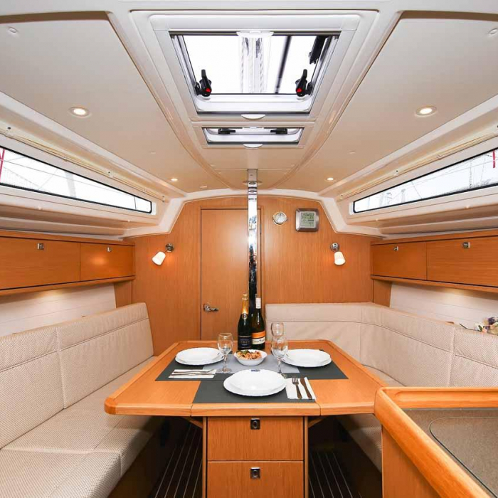 Chiara | Bavaria Cruiser 34 photo 16