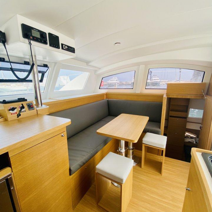 Prestige | C-Cat 37 photo 8