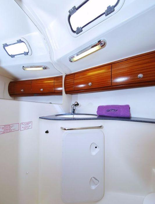 Scorpion | Bavaria 44 photo 33