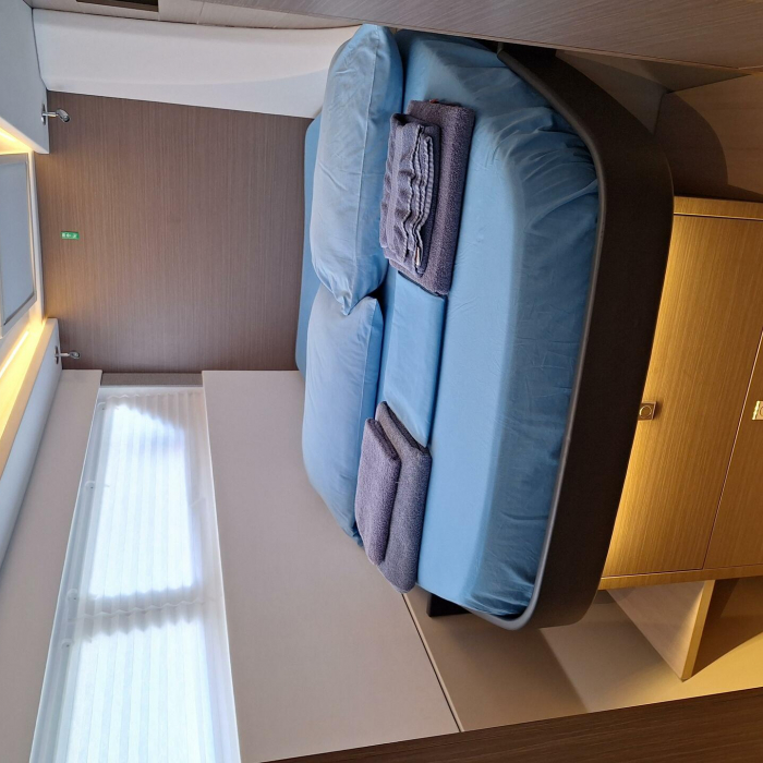 Orpin | Leopard 42 photo 7