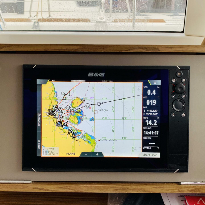 Ubah | Lagoon 40 photo 6