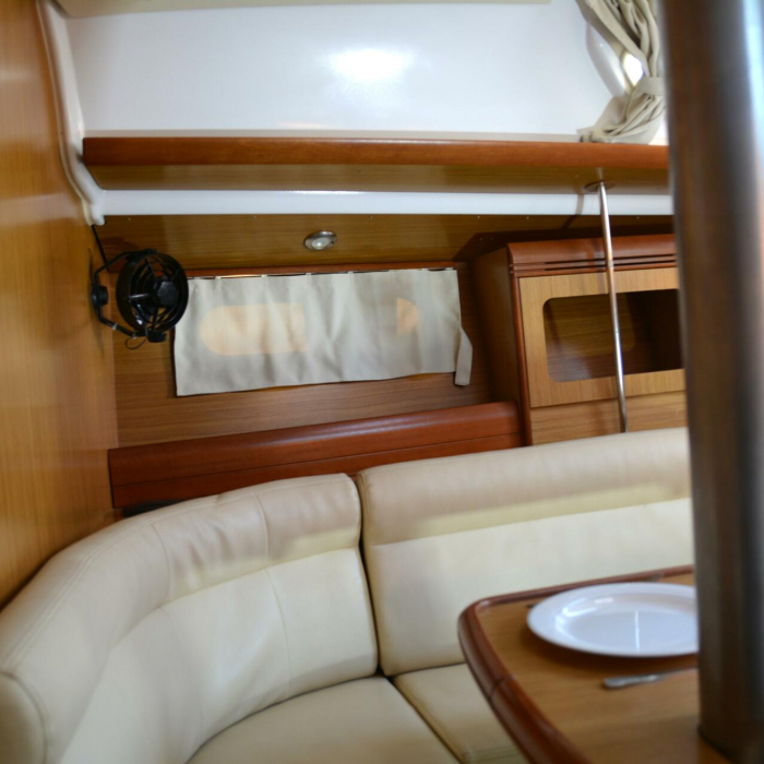 Billis | Sun Odyssey 36i photo 20