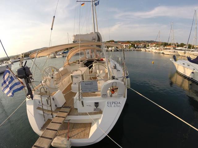 Elpida | Sun Odyssey 45 photo 4