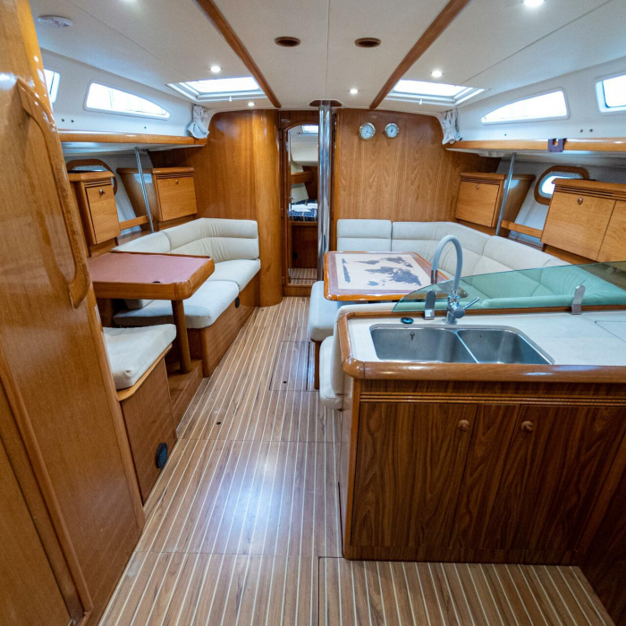 Tatanos | Sun Odyssey 43 photo 15