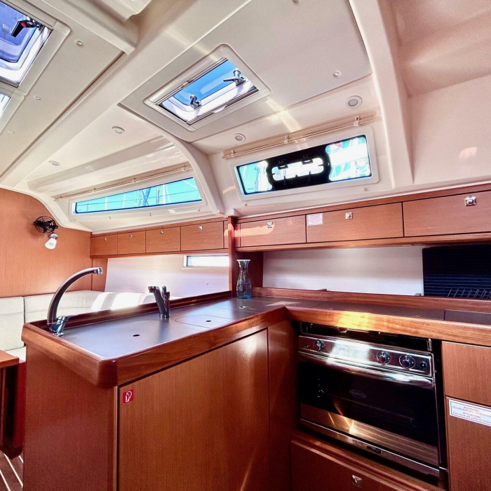 Enjoy The Silence | Bavaria Cruiser 37 photo 7