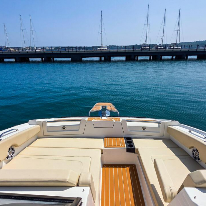 NN | Aquila 32 photo 11