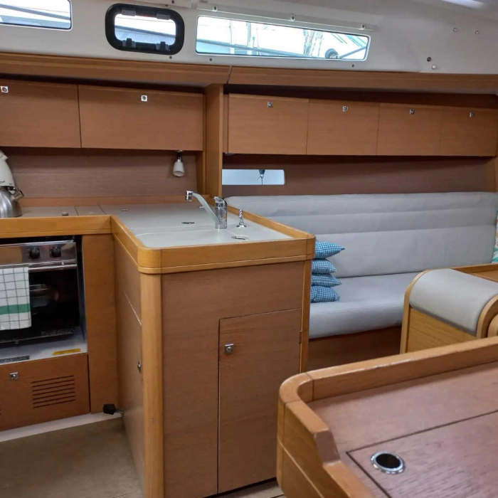 White Pearl | Dufour 350 Grand Large photo 6