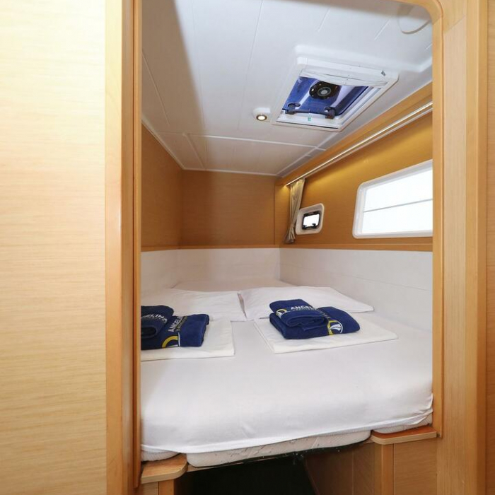 Ladies First | Lagoon 400 S2 photo 40