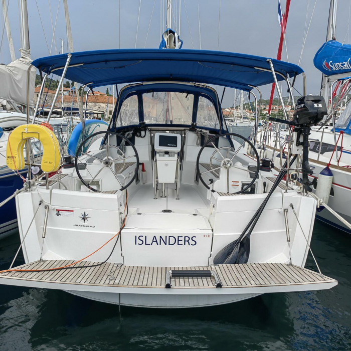 Islanders | Sun Odyssey 389 photo 31