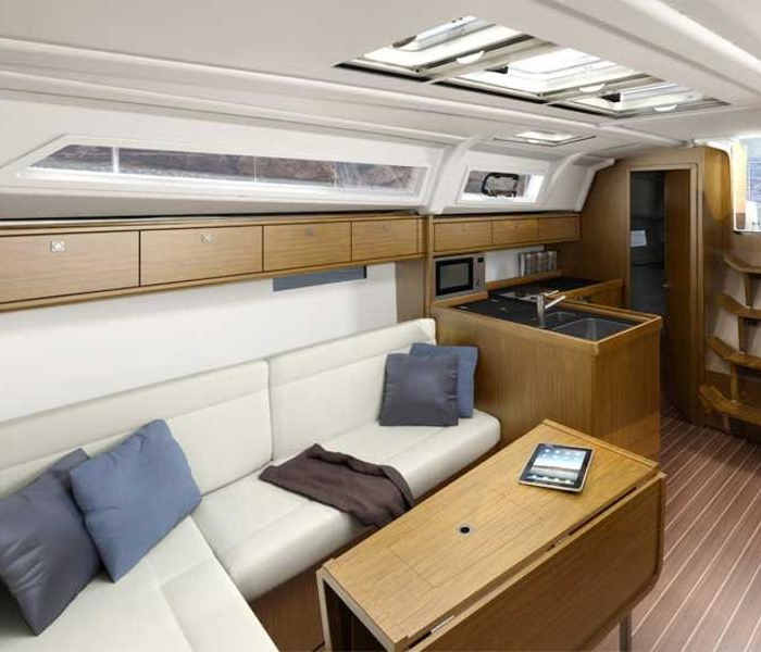 HM INO | Bavaria 37 Cruiser photo 3