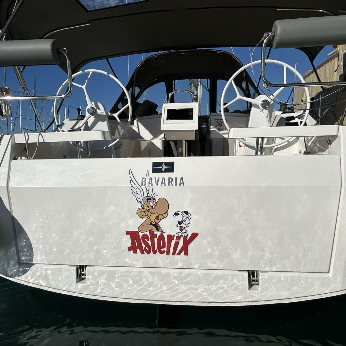 Asterix | Bavaria C38 photo 12