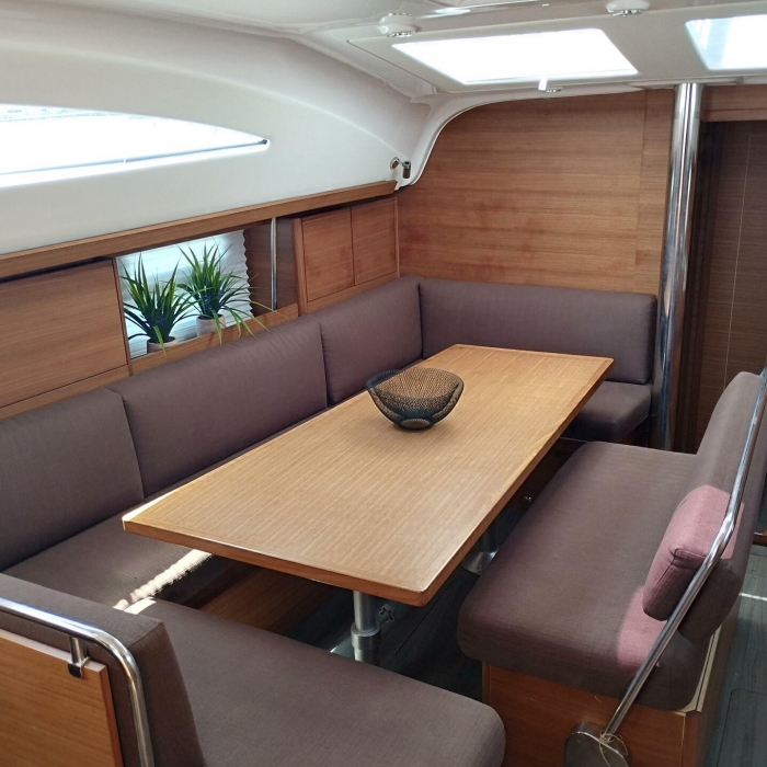Seacret | Oceanis 43 photo 7