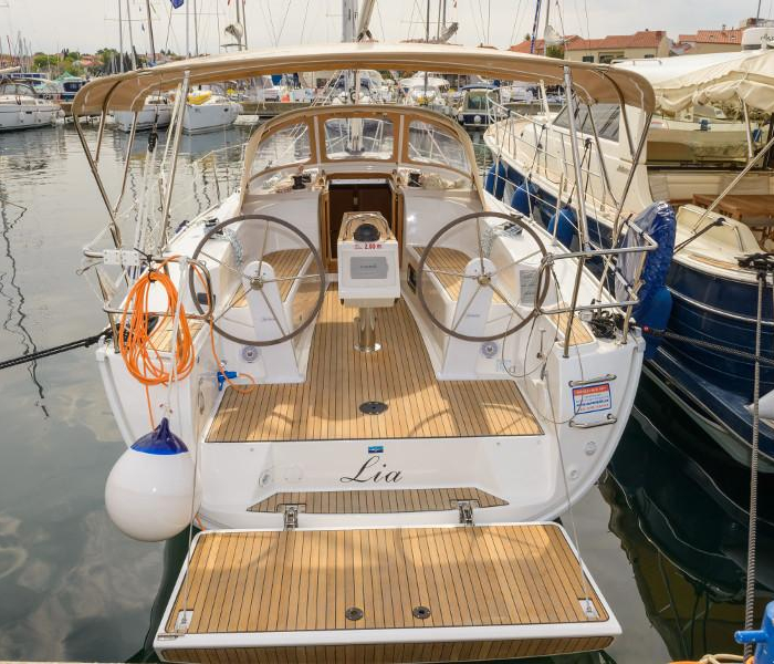 Lia | Bavaria Cruiser 34 photo 2