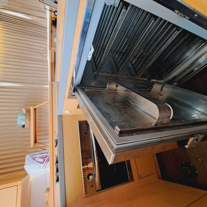 Lluna | Lagoon 450 photo 7