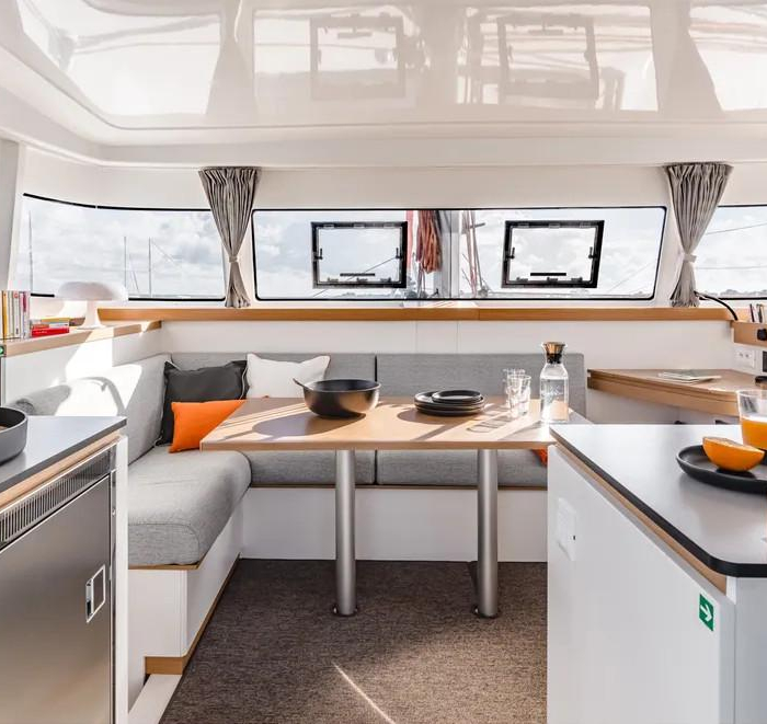 MOTU ONE | Excess 11 3 CBN photo 7