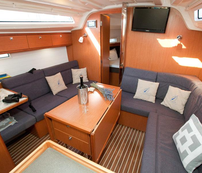 Gospoja | Bavaria Cruiser 37 photo 25