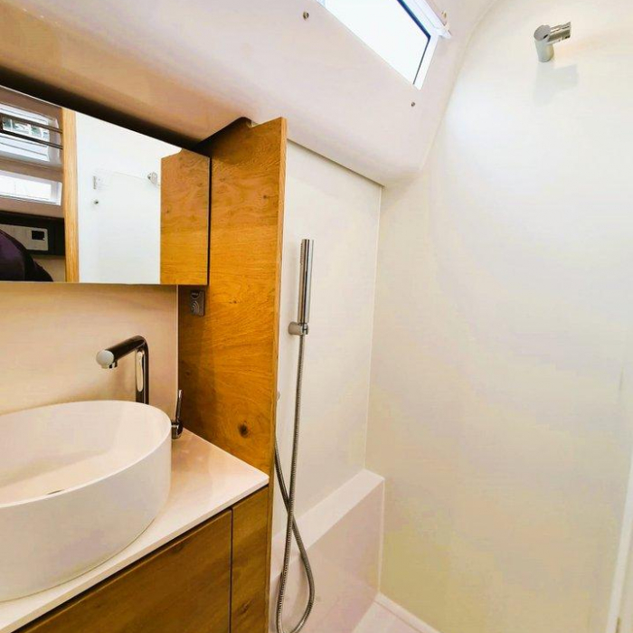 Hangover | Elan Impression 45 photo 21