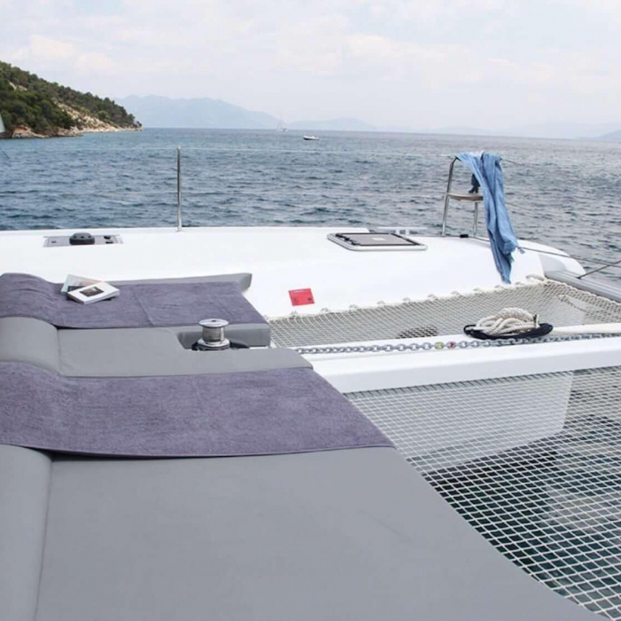 HeyBlue | Lagoon 42 photo 30