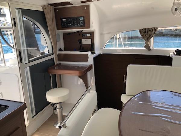 Butterfly | Lagoon 380 photo 3