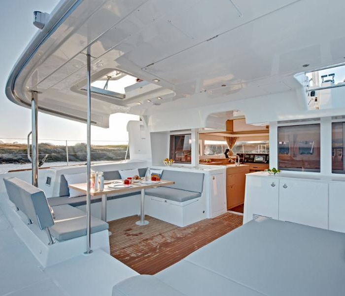 Caliente | Lagoon 450 Flybridge photo 14