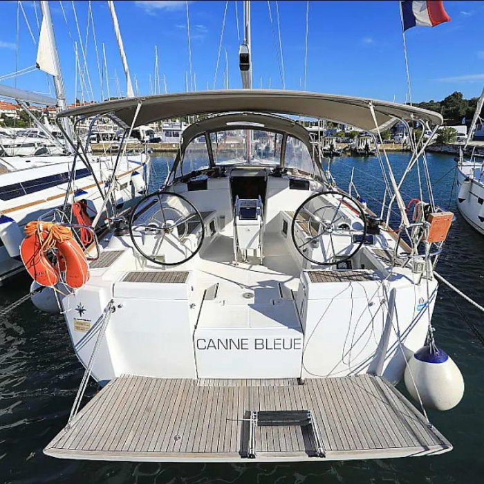 Economy | Sun Odyssey 449 photo 12